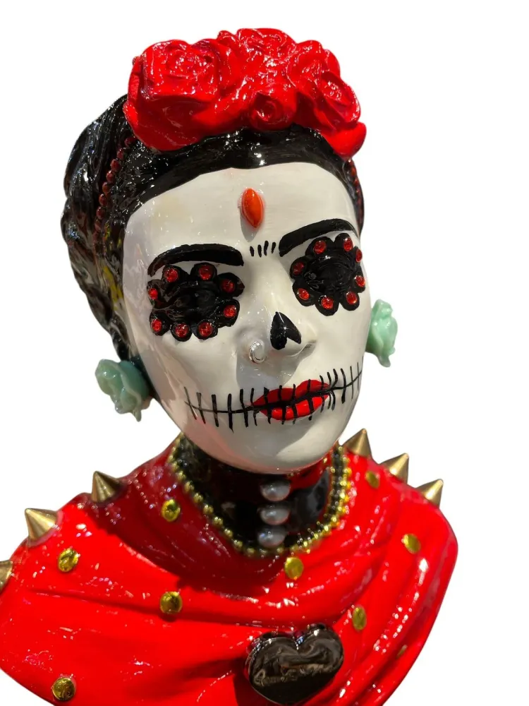 Frida Busto Casa Milagros