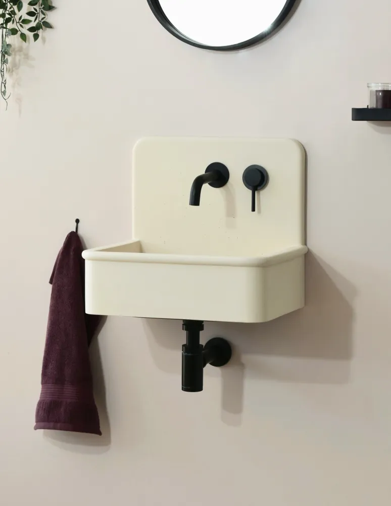 Dama Crema White