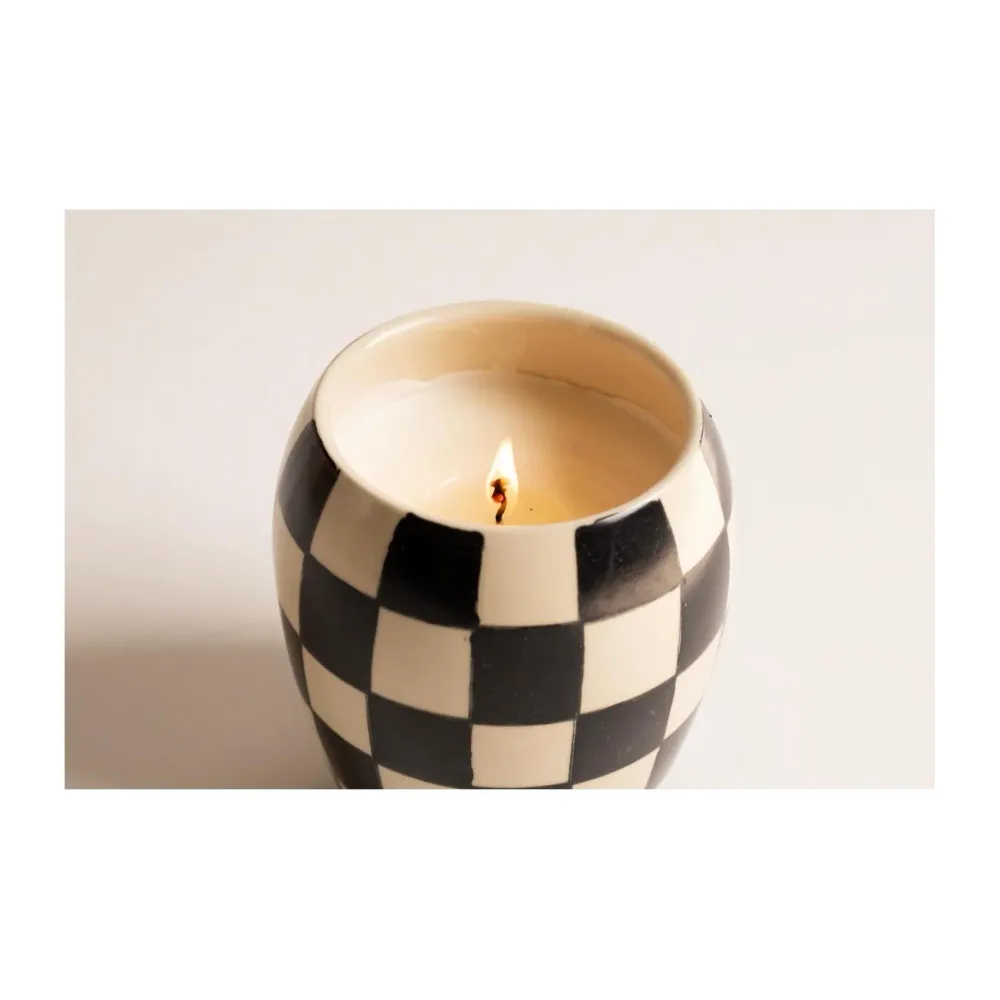 Paddywax - Vela de porcelana Checkmate 311G - Negro - Higo negro y oliva Paddywax & co