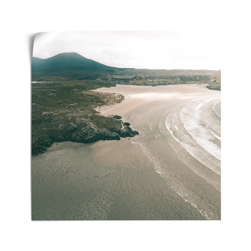 Rocas y Olas Poster