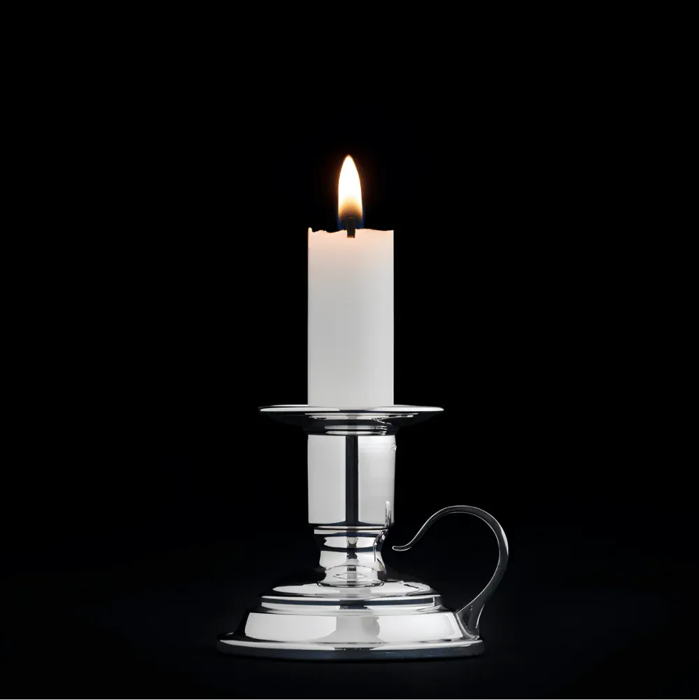 Candelabro de plata (燭台 / Shokudai) Sakami Kogei